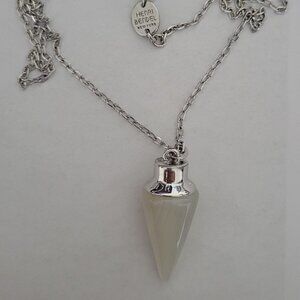 Henri Bendel Tribal Pendant White/Silver